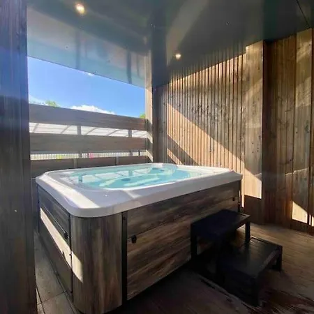 Chalet Le Bergeronnette Chalet Labouheyre